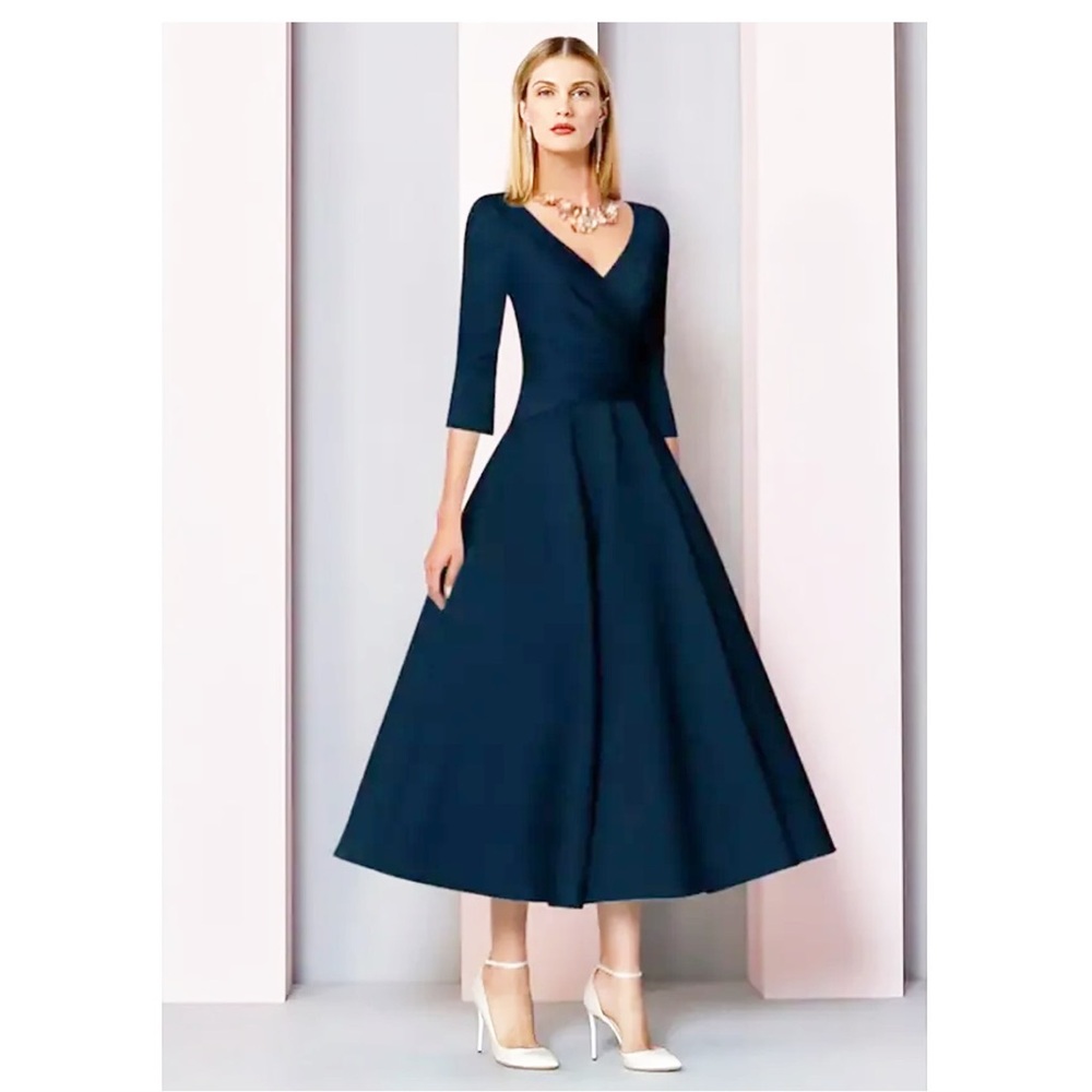 JJs House Navy Blue V-Neck Midi Dress